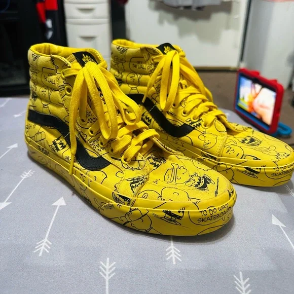 Rare Vans peanuts collab Yellow Peanuts Sneakers